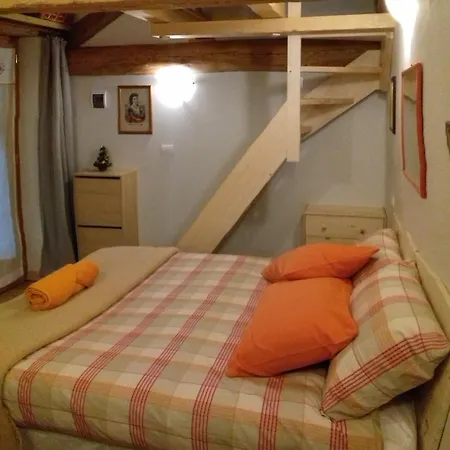 ベッド・アンド・ブレックファスト Rifugio Casa Lobietti