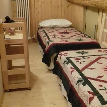 Bed & Breakfast Rifugio Casa Lobietti 3*
