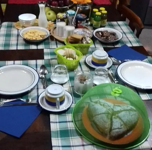Rifugio Casa Lobietti לינה וארוחת בוקר