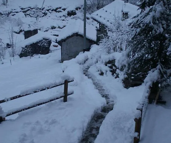 Rifugio Casa Lobietti 3*